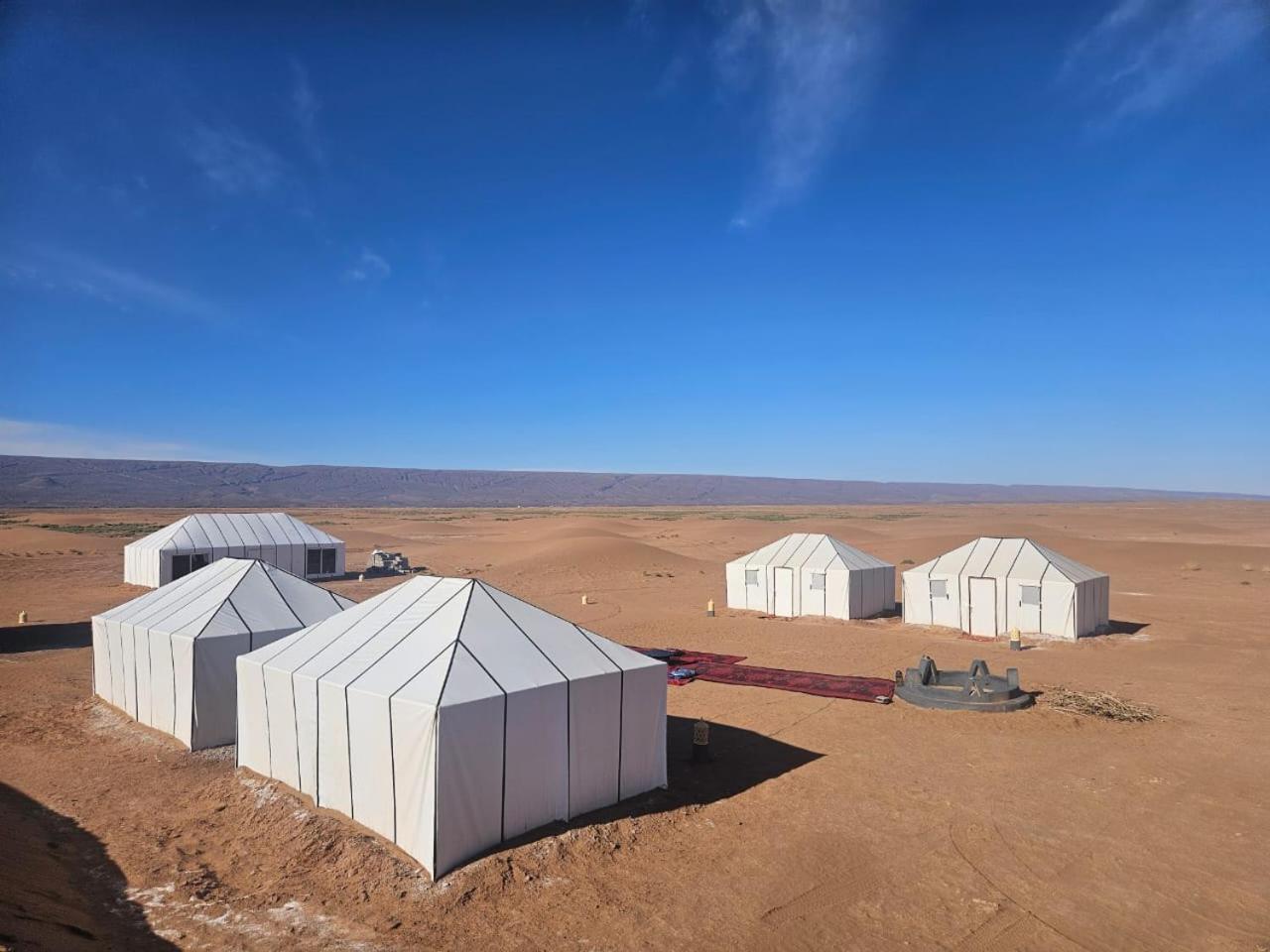 La Petite Maison Du Lac Iriki Foum Zguid Exterior foto
